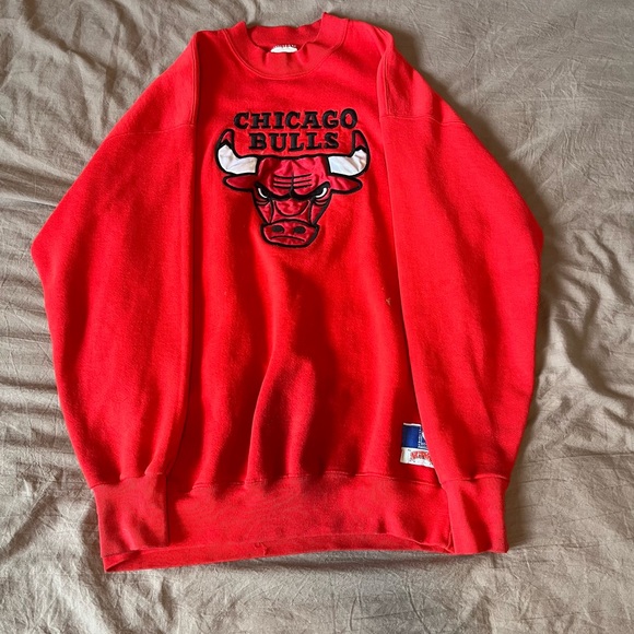 Chicago Bulls Red Sweater - Picture 1 of 1